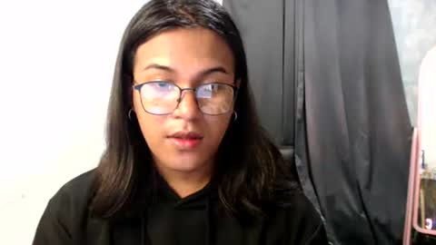 Snapshot of blackpinayts chatting on 10-11-25, 05:44 Ellez online show from 10-11-25, 05:44