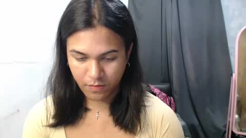 Snapshot of blackpinayts chatting on 11-04-25, 07:13 Ellez online show from 11-04-25, 07:13