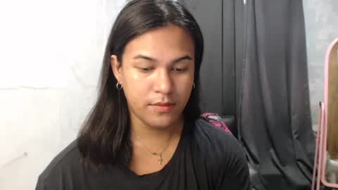 Snapshot of blackpinayts chatting on 11-08-25, 10:19 Ellez online show from 11-08-25, 10:19