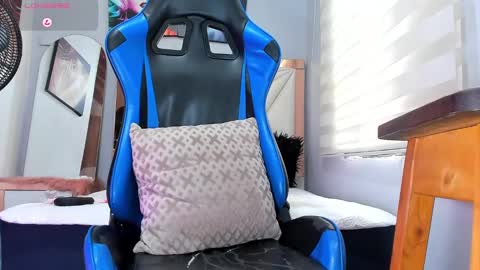 Snapshot of blacksex_boy chatting on 10-10-25, 06:29 Marlon online show from 10-10-25, 06:29