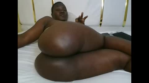 Snapshot of blacksexygold122 chatting on 02-10-25, 07:07 blacksexygold122 online show from 02-10-25, 07:07