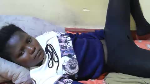 blackslim_girl2 online show from 10-25-25, 10:59