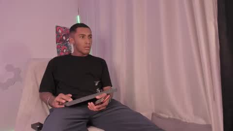 franklyn and Elizabeth online show from 03-24-26, 03:22