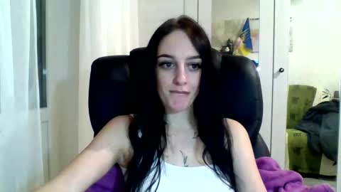 Ivy online show from 01-10-25, 07:43