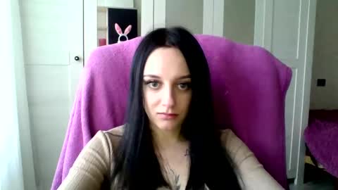 Ivy online show from 01-14-25, 01:49