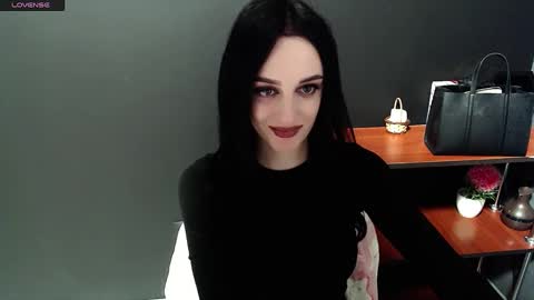 Ivy online show from 01-18-25, 04:53