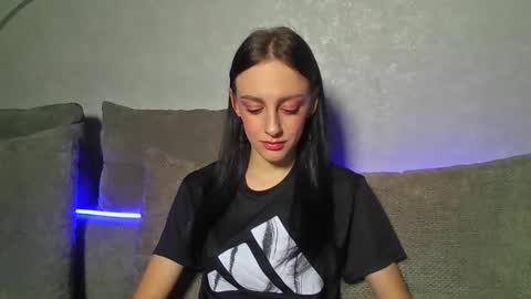 Ivy online show from 02-23-26, 03:53