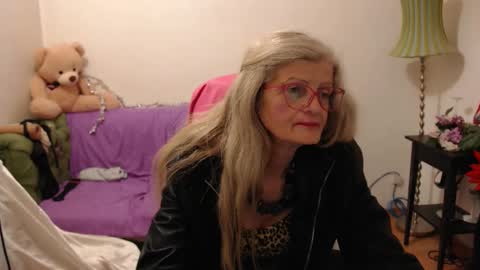 Snapshot of blairfort chatting on 12-05-24, 03:04 blairfort online show from 12-05-24, 03:04