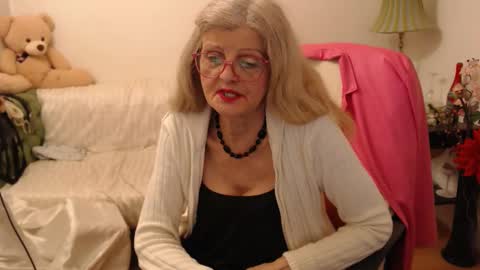 Snapshot of blairfort chatting on 01-11-25, 04:14 blairfort online show from 01-11-25, 04:14