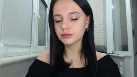 Snapshot of blairyates chatting on 10-31-25, 10:22 BlairYates online show from 10-31-25, 10:22