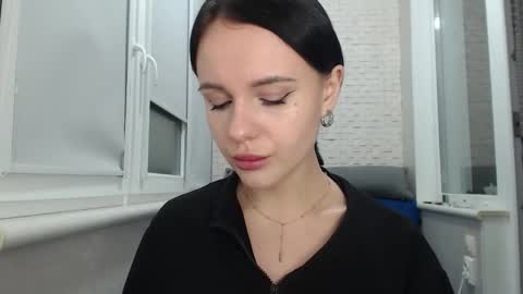 Snapshot of blairyates chatting on 11-13-25, 10:41 BlairYates online show from 11-13-25, 10:41