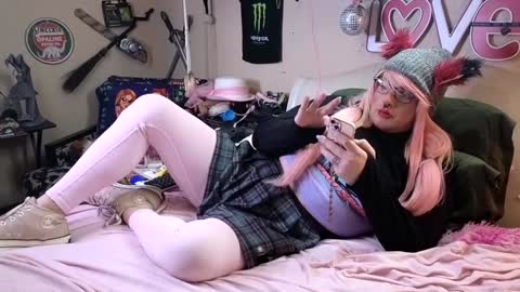 Blakely Morningstar   online show from 01-28-25, 10:23