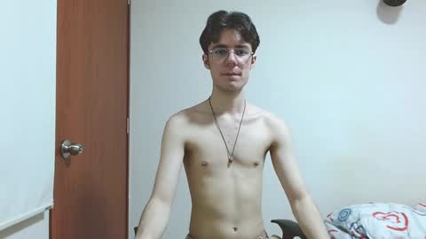 Snapshot of blakeshatter chatting on 01-15-25, 02:27 blakeshatter online show from 01-15-25, 02:27