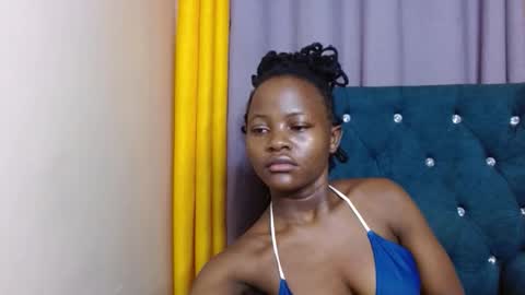 Snapshot of blaq_cherry chatting on 11-02-25, 12:35 cherry online show from 11-02-25, 12:35