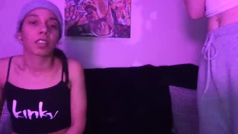 Snapshot of blaze2girls chatting on 01-30-25, 06:24 2girls1blunt online show from 01-30-25, 06:24