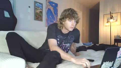 Blaze Thickwood online show from 10-17-25, 03:47