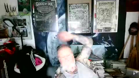 Snapshot of blindsurfer780299 chatting on 12-02-25, 11:37 blindsurfer780299 online show from 12-02-25, 11:37