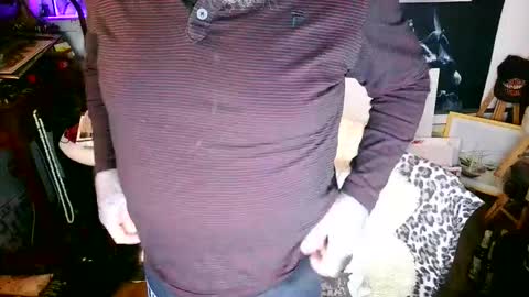 blindsurfer780299 online show from 12-17-25, 01:28