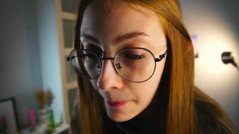  LiLy online show from 10-17-25, 03:03