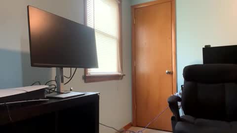 Blissful Foxtrot online show from 03-08-26, 02:21