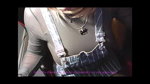 Snapshot of blkandy23 chatting on 10-19-25, 06:08 Kandyts online show from 10-19-25, 06:08