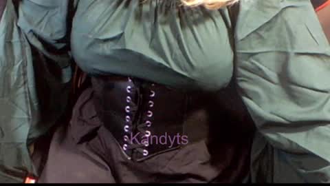 Snapshot of blkandy23 chatting on 10-23-25, 12:43 Kandyts online show from 10-23-25, 12:43