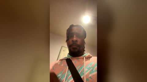 Snapshot of blkspyda504 chatting on 04-11-26, 09:35 blkspyda504 online show from 04-11-26, 09:35