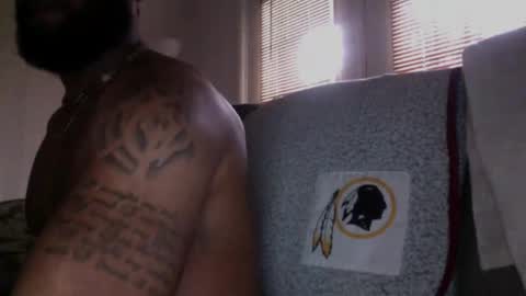 Snapshot of blksurfher chatting on 11-15-25, 05:31 blksurfher online show from 11-15-25, 05:31