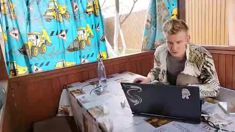 blond_boy69 online show from 03-27-26, 09:10