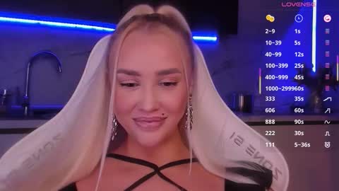 Lana online show from 03-07-26, 01:13