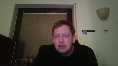 Snapshot of blonde32m chatting on 01-03-25, 12:11 blonde32m online show from 01-03-25, 12:11