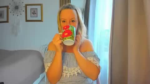 Nicole online show from 01-29-25, 10:05