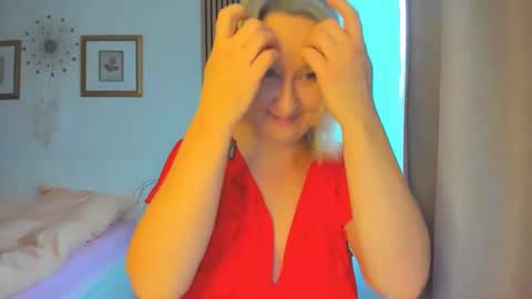 Nicole online show from 01-30-25, 10:08