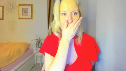 Nicole online show from 01-30-25, 05:17