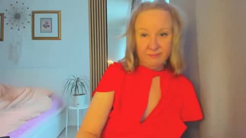 Nicole online show from 02-06-25, 08:39