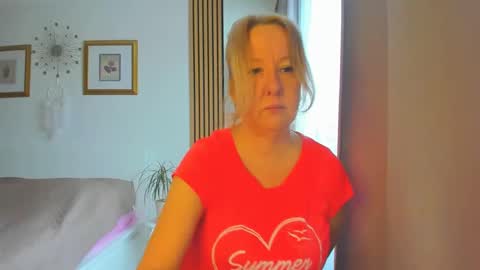 Nicole online show from 03-02-25, 09:53