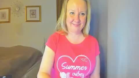 Nicole online show from 03-03-25, 05:39