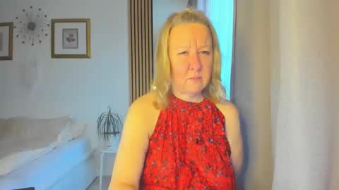 Nicole online show from 03-10-25, 04:14