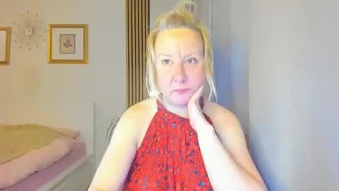 Nicole online show from 03-11-25, 07:25