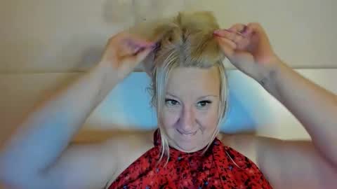 Nicole online show from 09-26-25, 03:10