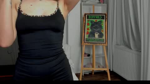 Snapshot of blonde_godess1 chatting on 10-24-25, 09:55 blonde_godess1 online show from 10-24-25, 09:55