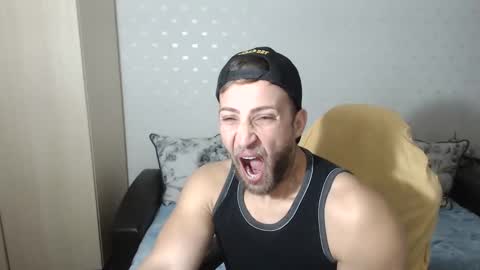 Snapshot of blondeagle chatting on 12-05-24, 09:50 Mr Blond online show from 12-05-24, 09:50