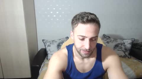 Snapshot of blondeagle chatting on 01-06-25, 04:34 Mr Blond online show from 01-06-25, 04:34