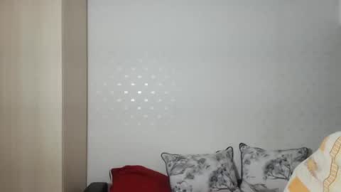 Snapshot of blondeagle chatting on 01-12-25, 07:10 Mr Blond online show from 01-12-25, 07:10