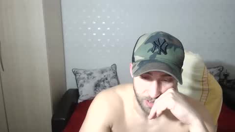 Snapshot of blondeagle chatting on 01-15-25, 07:44 Mr Blond online show from 01-15-25, 07:44