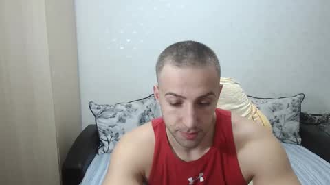 Snapshot of blondeagle chatting on 01-28-25, 08:25 Mr Blond online show from 01-28-25, 08:25