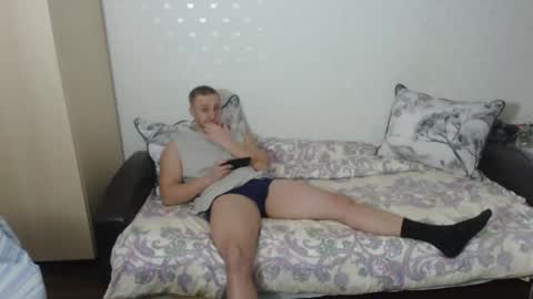 Snapshot of blondeagle chatting on 02-13-25, 12:35 Mr Blond online show from 02-13-25, 12:35