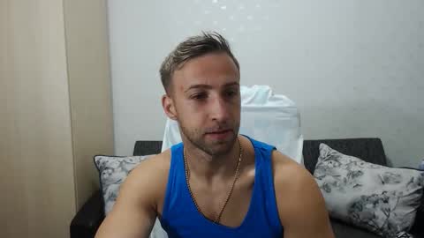 Snapshot of blondeagle chatting on 09-26-25, 10:08 Mr Blond online show from 09-26-25, 10:08