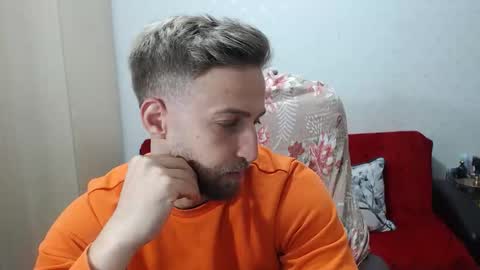 Snapshot of blondeagle chatting on 10-11-25, 05:11 Mr Blond online show from 10-11-25, 05:11