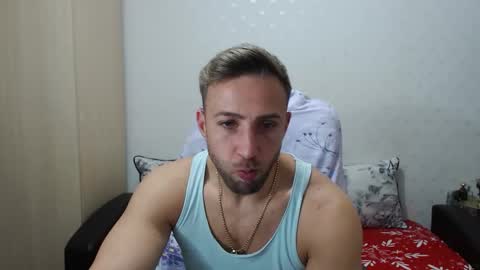 Snapshot of blondeagle chatting on 10-30-25, 08:53 Mr Blond online show from 10-30-25, 08:53